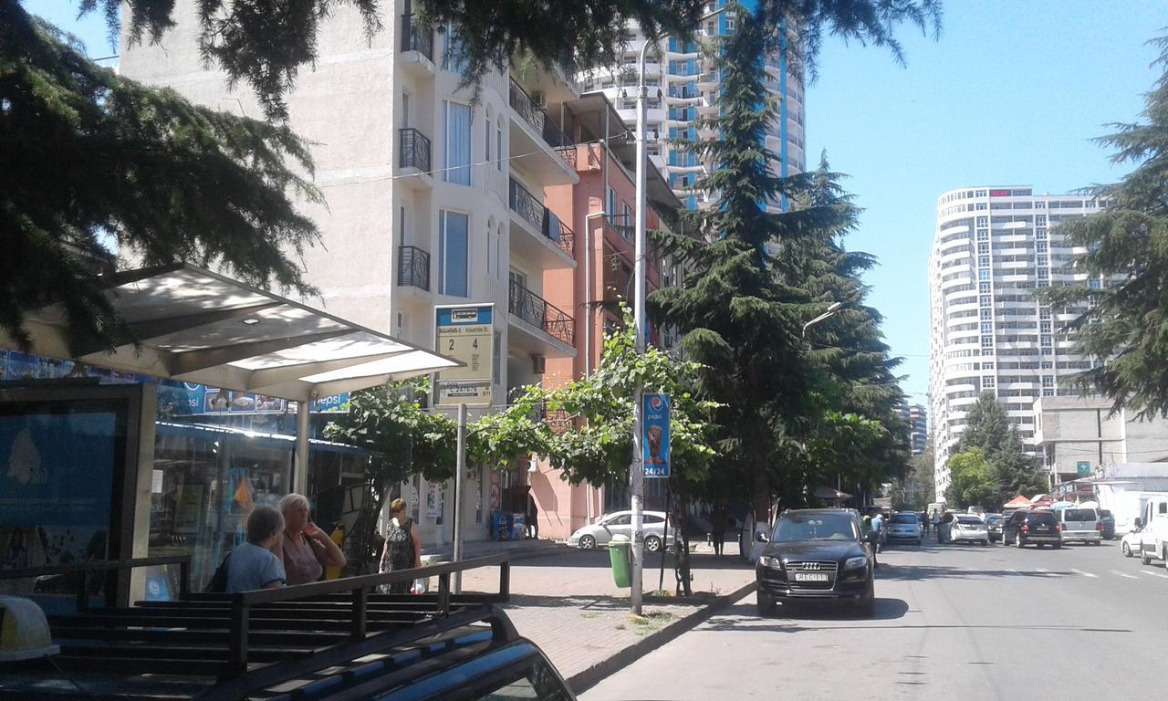 Уютная Студия Maksim Μπατούμι Εξωτερικό φωτογραφία